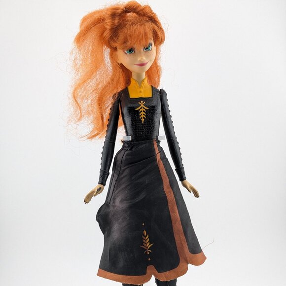 Anna doll from the movie Frozen 2 - Autumn swirling adventure - Picture 1 of 5